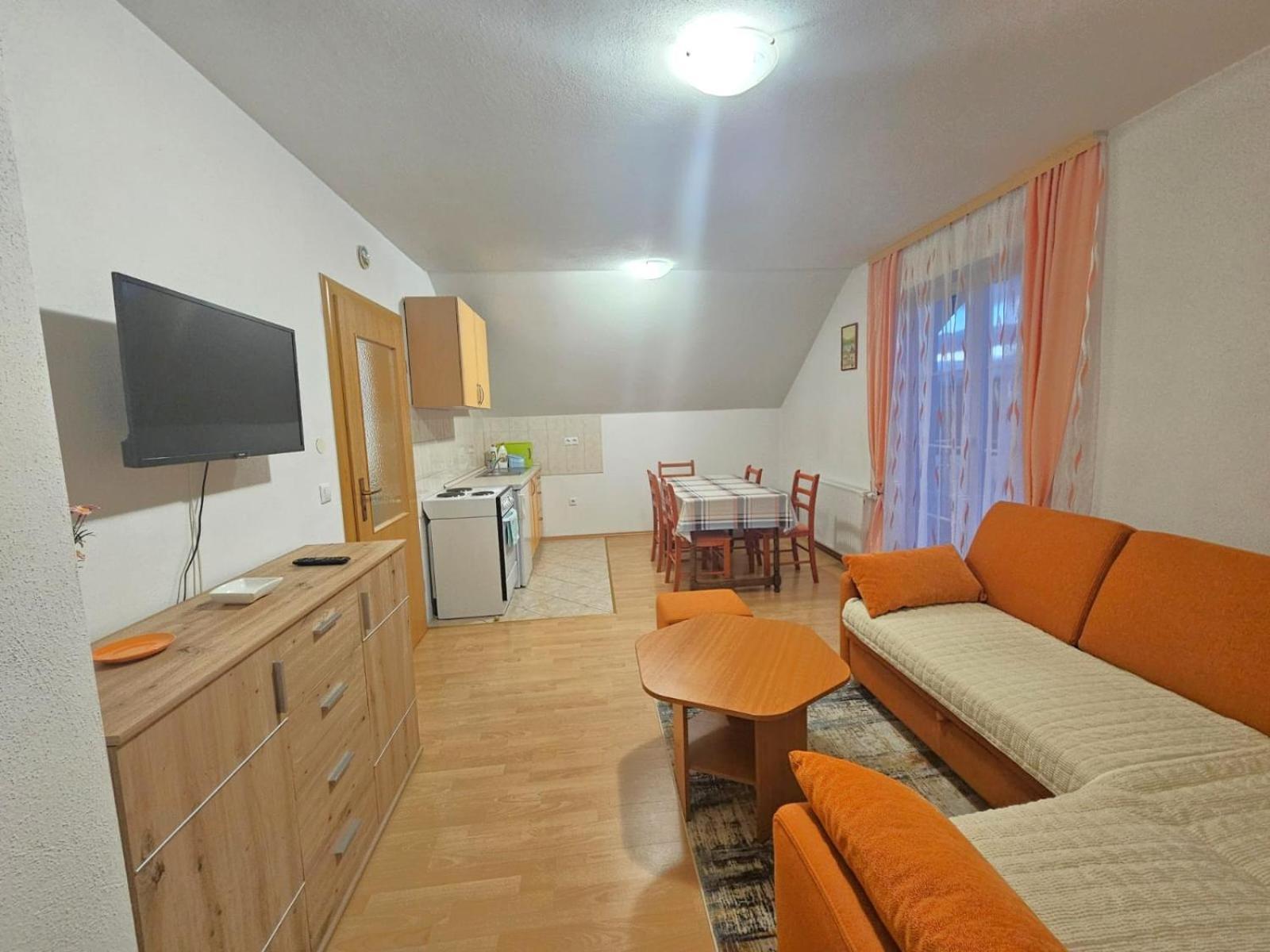 Apartman M. Rados Купрес Экстерьер фото
